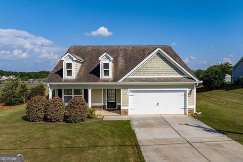 1155 Foster RD Statham GA 30666