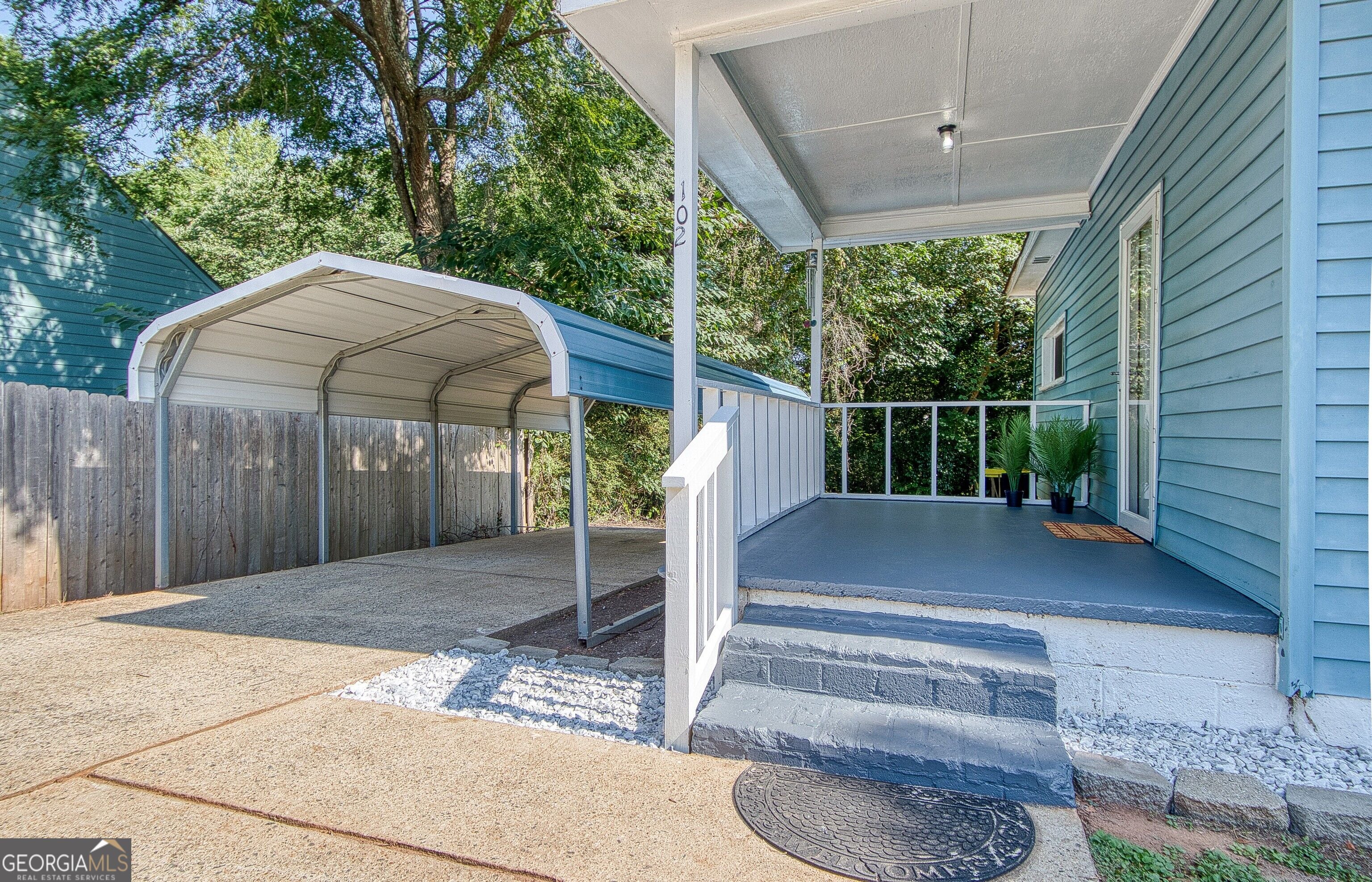102 Sprayberry RD