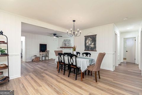 A home in Powder Springs