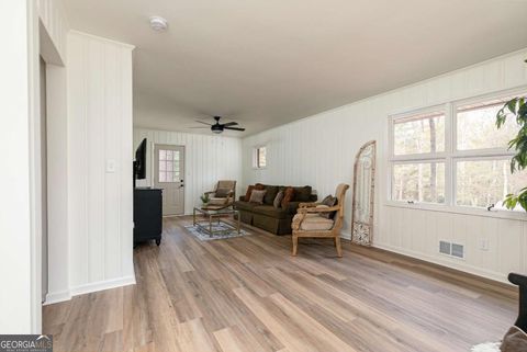 A home in Powder Springs