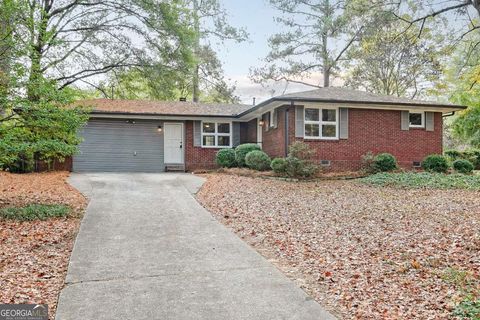 A home in Powder Springs