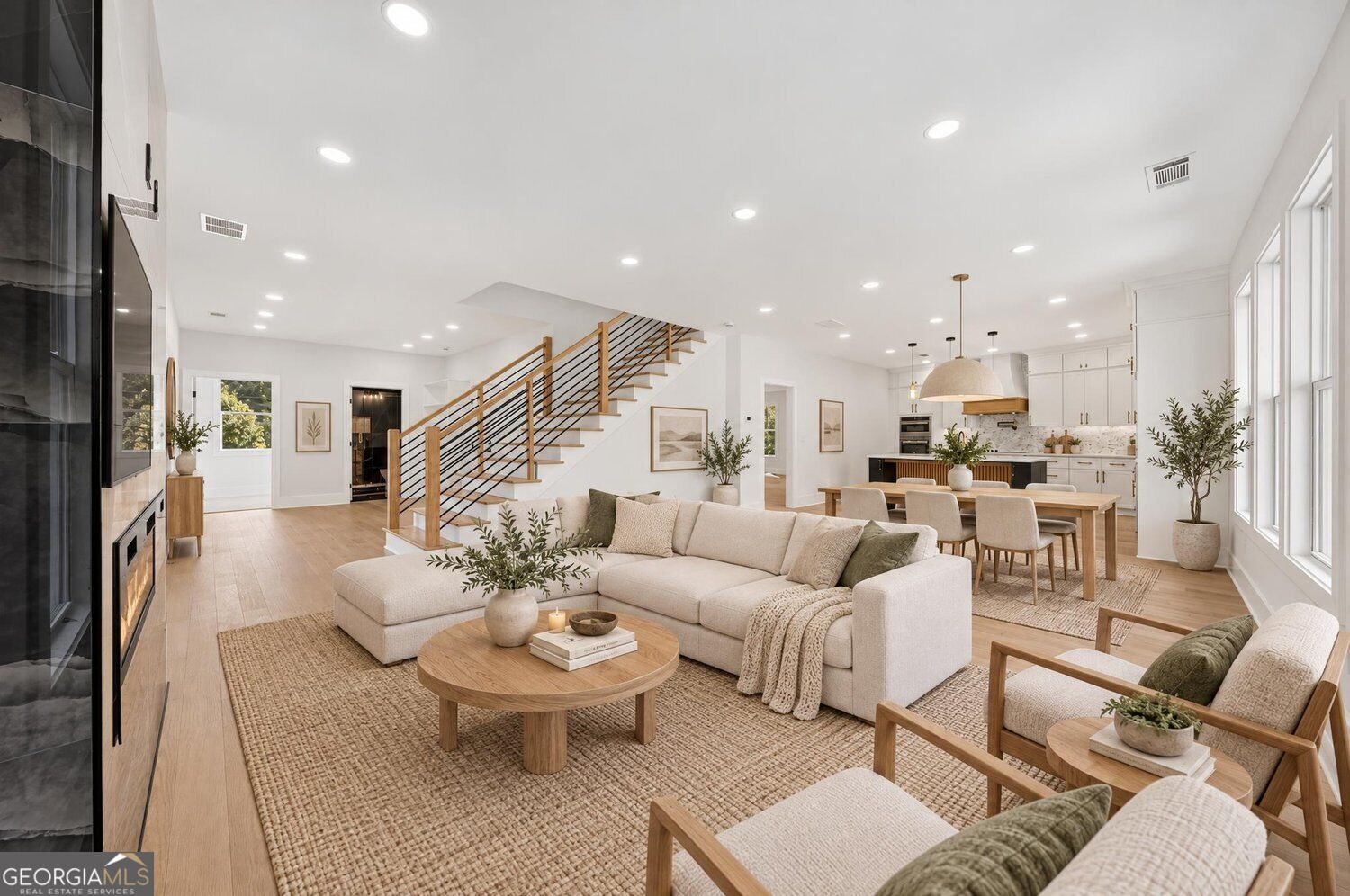 210 Lacey Oak Lane
