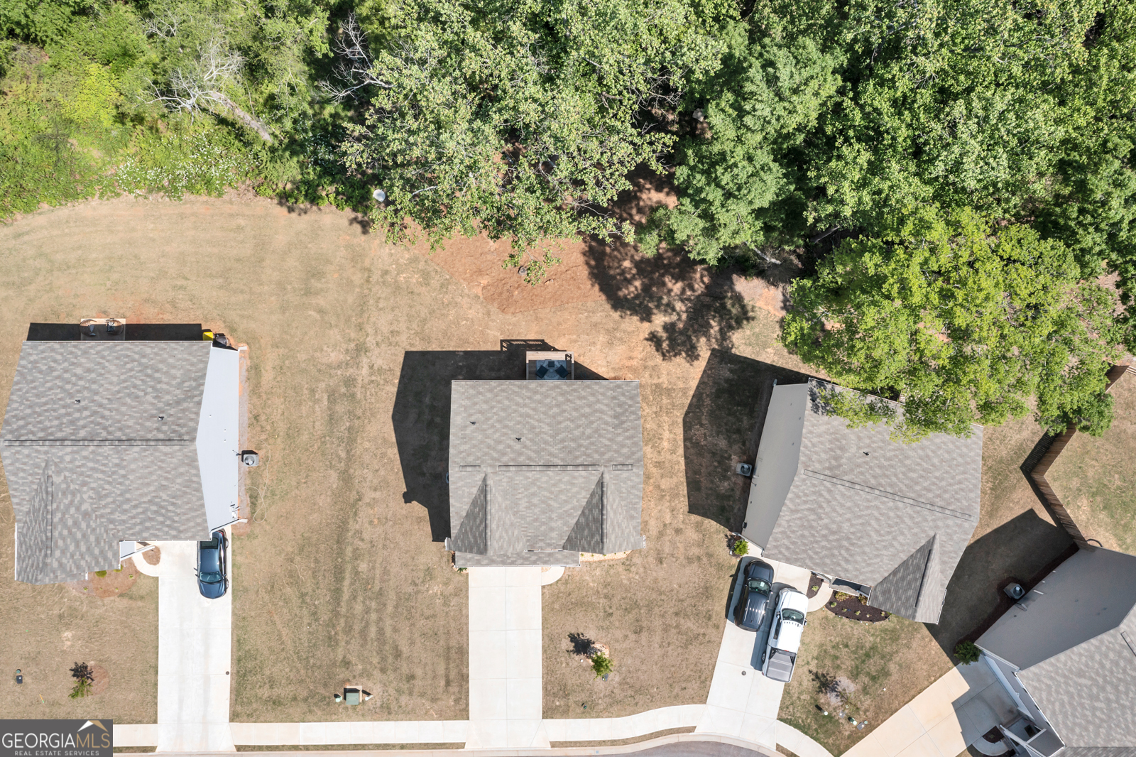 289 Pond CT