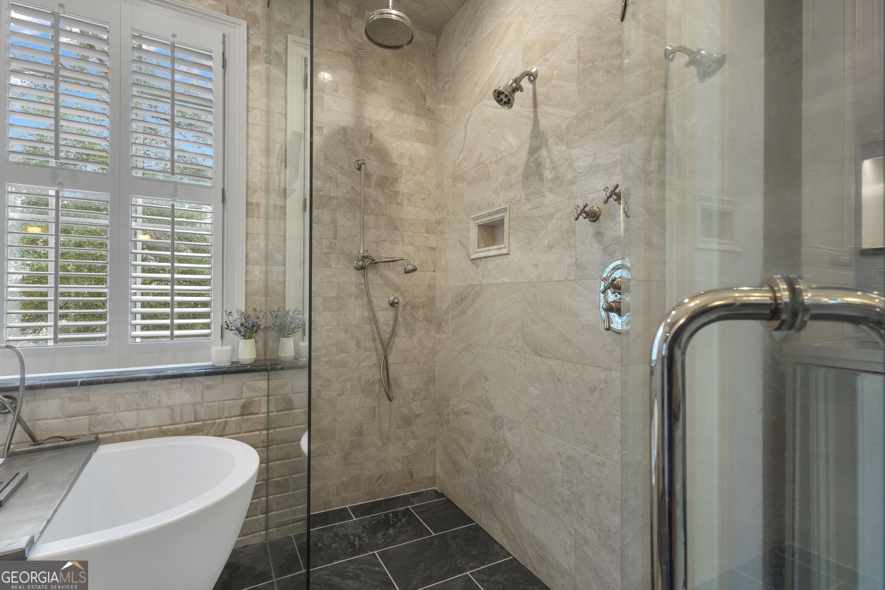 Peachtree City, Georgia 30269, United States, 5 Bedrooms Bedrooms, ,5 BathroomsBathrooms,Residential,Active,219889