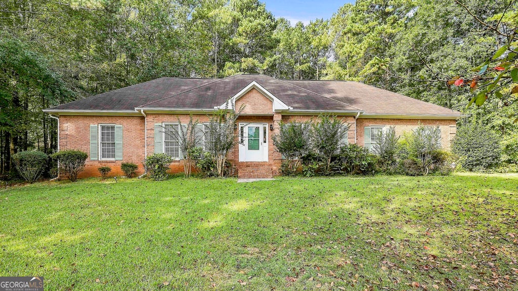 Photo of 255 Weeping Willow Way, Tyrone, GA 30290 (MLS # 10845129)