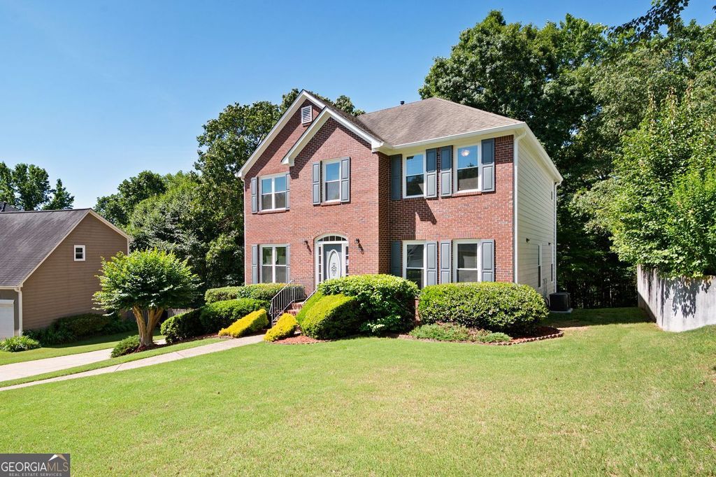 Photo of 821 Soaring Drive NE, Marietta, GA 30062 (MLS # 10683279)