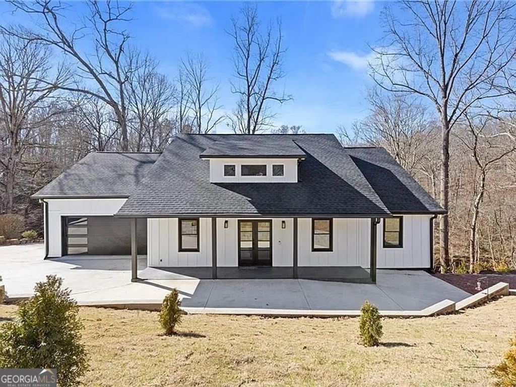 Photo of 4732 Walnut Bend Drive, Gainesville, GA 30507 (MLS # 10812983)