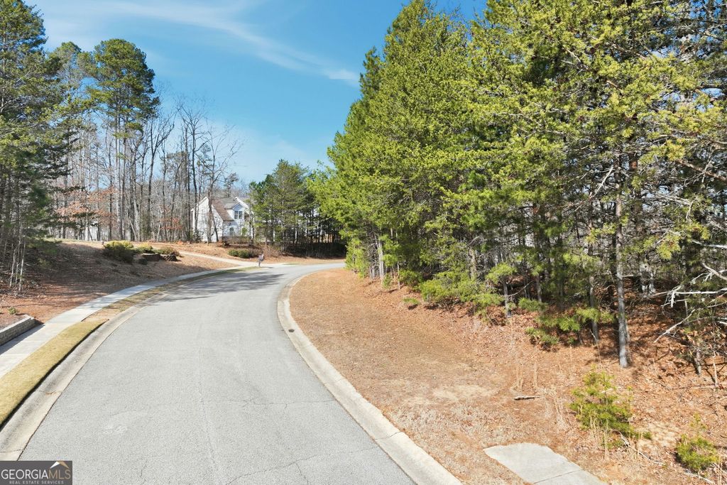 Photo of 4227 Bayridge Drive, Gainesville, GA 30506 (MLS # 10673729)