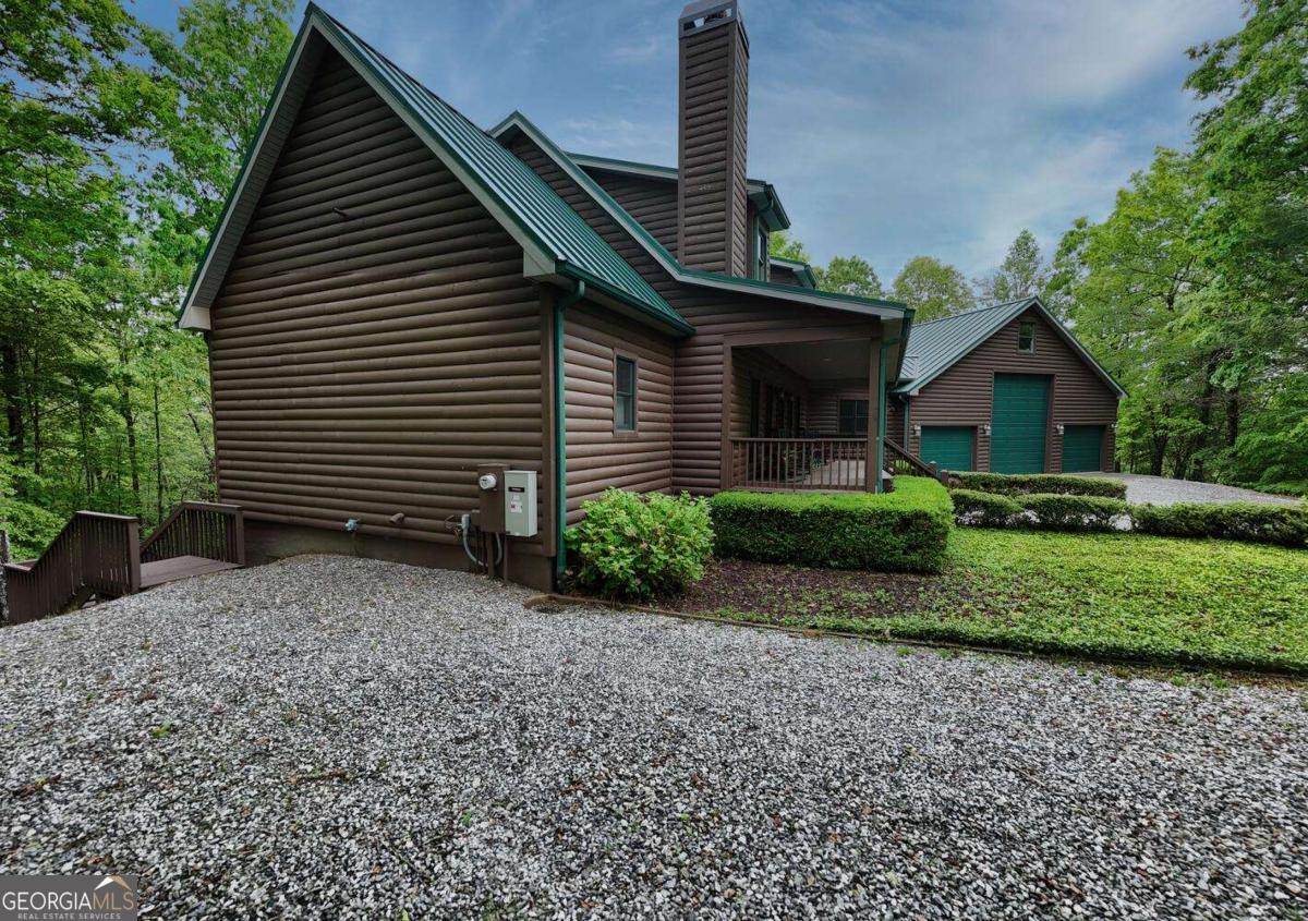 1850 Linda LN