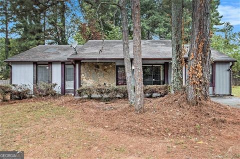 Photo of 5472 Forest East Lane, Stone Mountain, GA 30088 (MLS # 10615233)