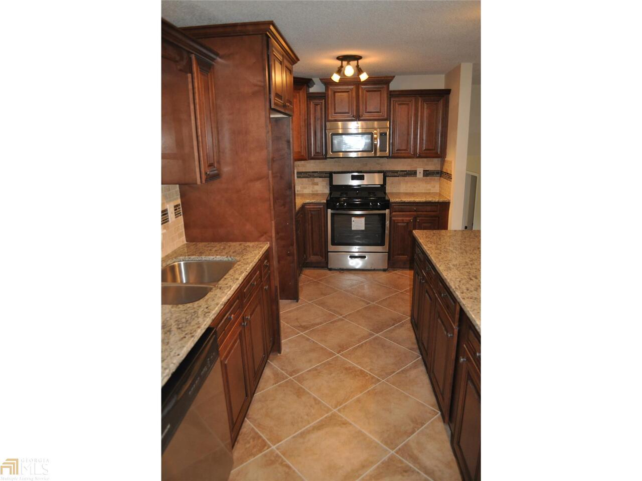Columbia Valley - Residential