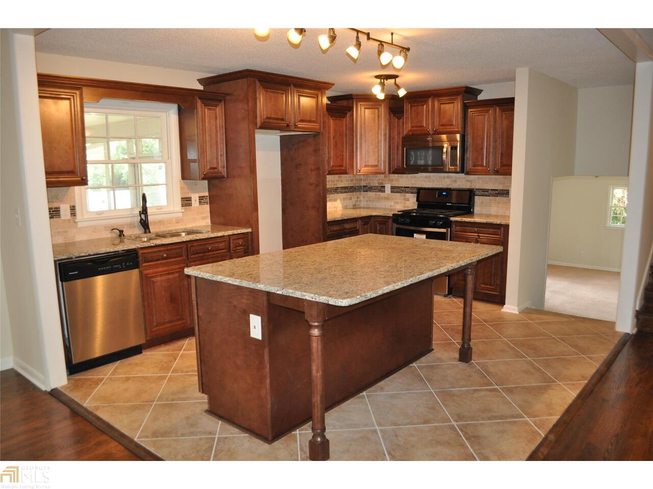 Columbia Valley - Residential