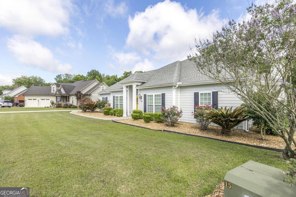 56 Aberdeen CIR