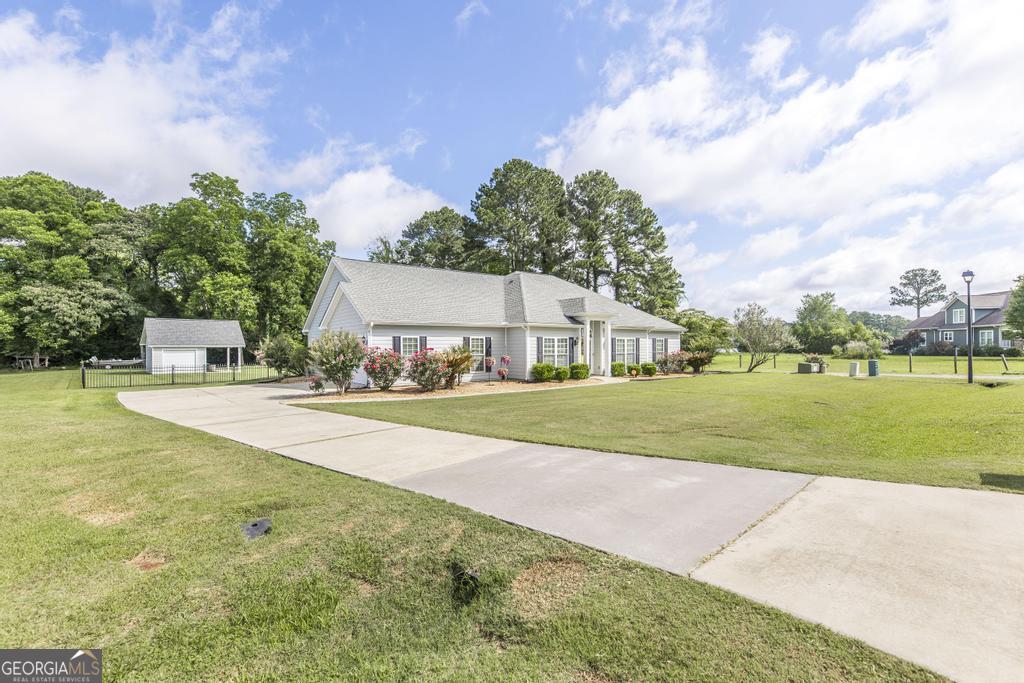 56 Aberdeen CIR