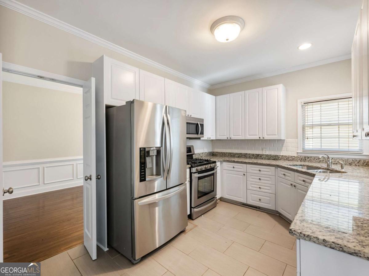 2348 Logan CIR NE