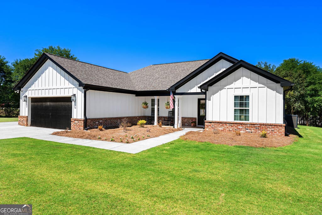 Photo of 295 Fred King Road, Hartwell, GA 30643 (MLS # 10781499)