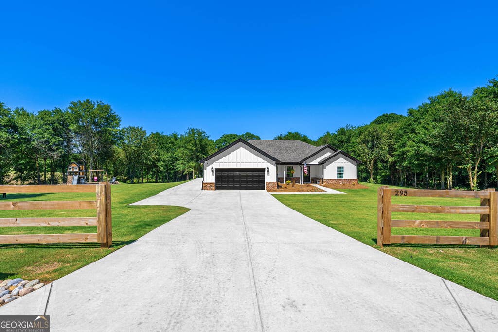 Photo of 295 Fred King Road, Hartwell, GA 30643 (MLS # 10781499)
