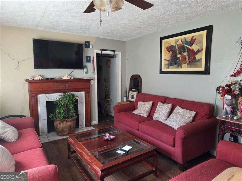 3838 Old Gordon RD NW