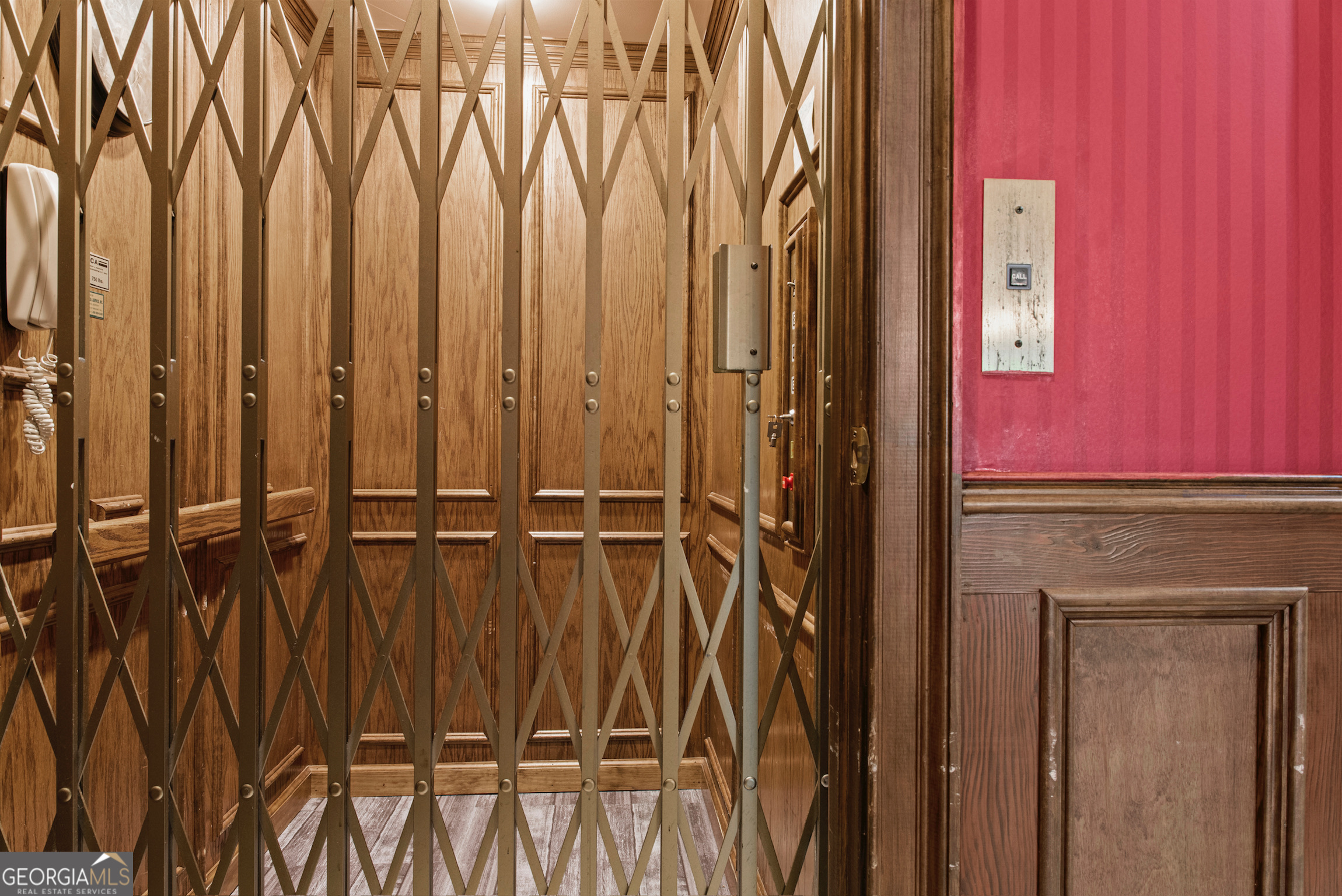 Estate Property - Residential