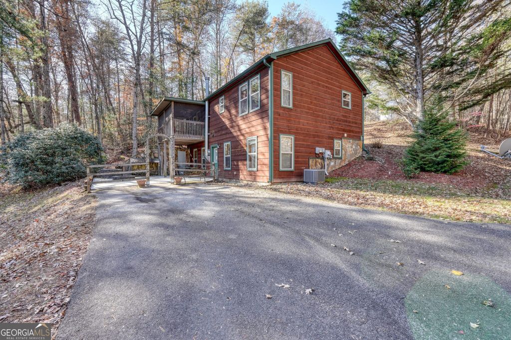 Photo of 518 Rizzitello Lane #9, Blairsville, GA 30512 (MLS # 10767601)