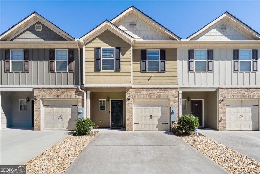 Photo of 1206 Creel Lane, Atlanta, GA 30349 (MLS # 10699707)