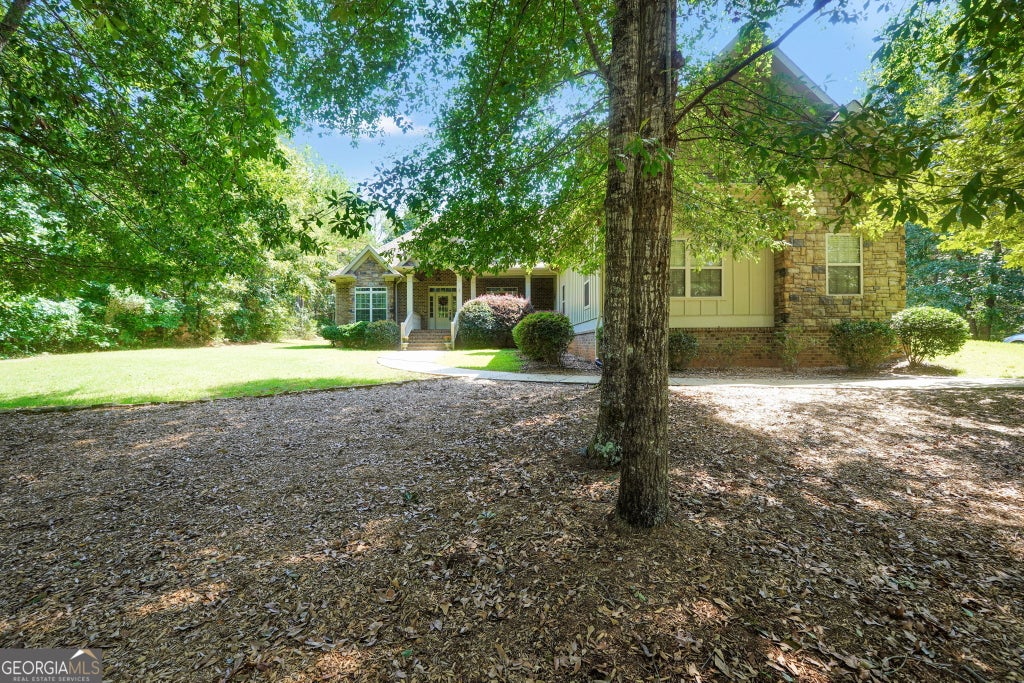 Photo of 505 Crescent Drive, Forsyth, GA 31029 (MLS # 10848451)