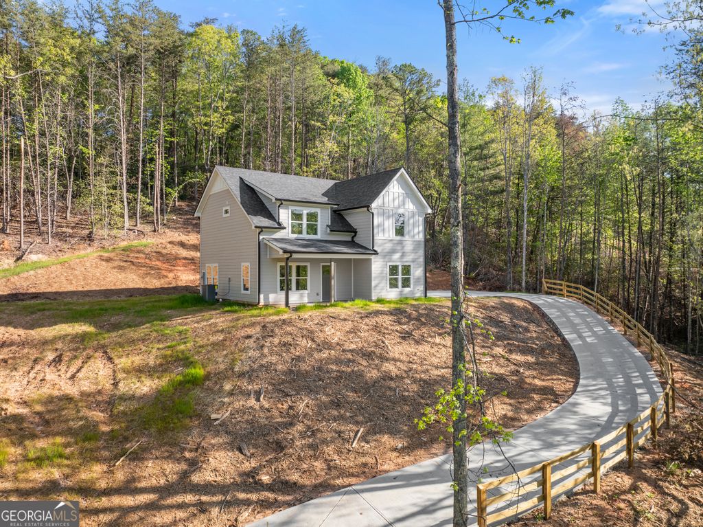 Photo of 72 Chestatee Drive, Cleveland, GA 30528 (MLS # 10735511)