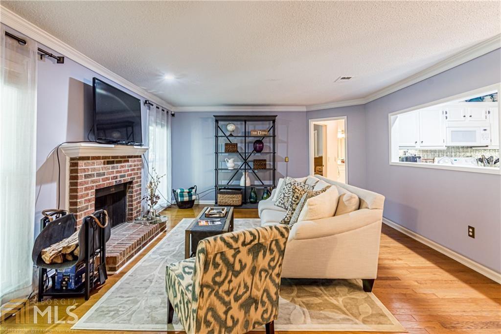 Oaks of Dunwoody - Residential
