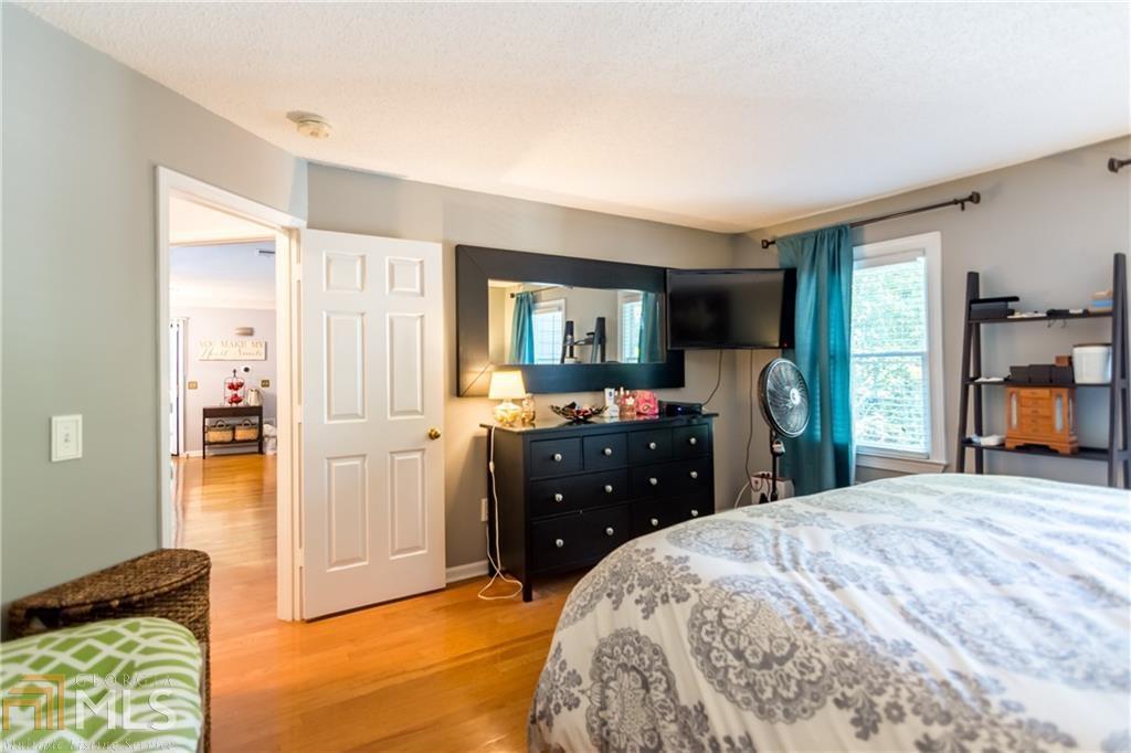 Oaks of Dunwoody - Residential
