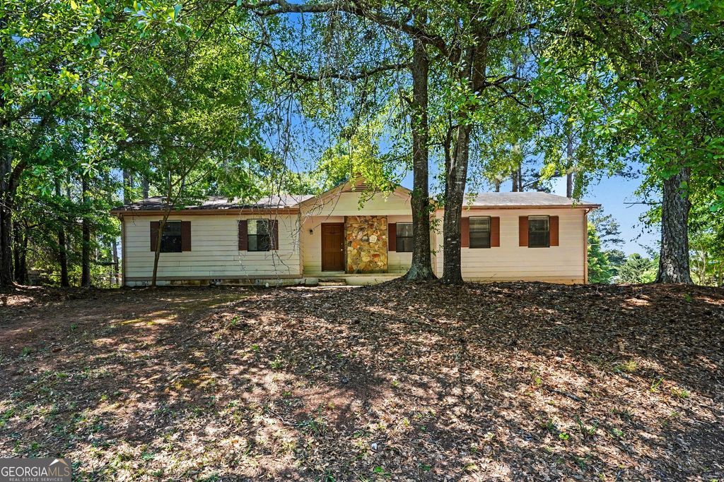 Photo of 3431 Underwood Court SE, Conyers, GA 30013 (MLS # 10769623)