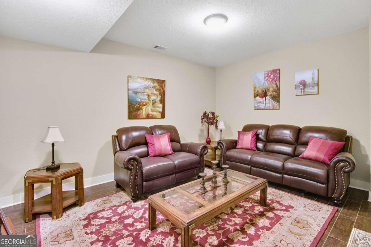 Dacula, Georgia 30019, United States, 6 Bedrooms Bedrooms, ,5 BathroomsBathrooms,Residential,Pending,30827