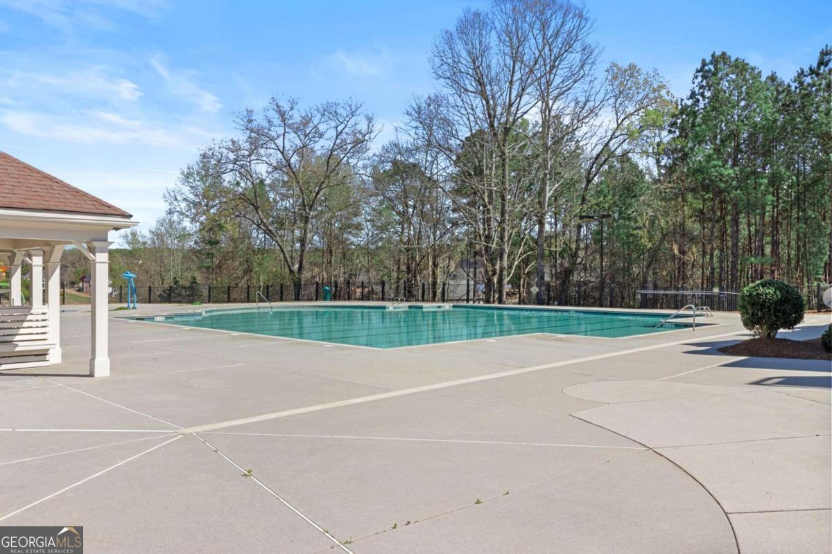 Dacula, Georgia 30019, United States, 6 Bedrooms Bedrooms, ,5 BathroomsBathrooms,Residential,Pending,30827