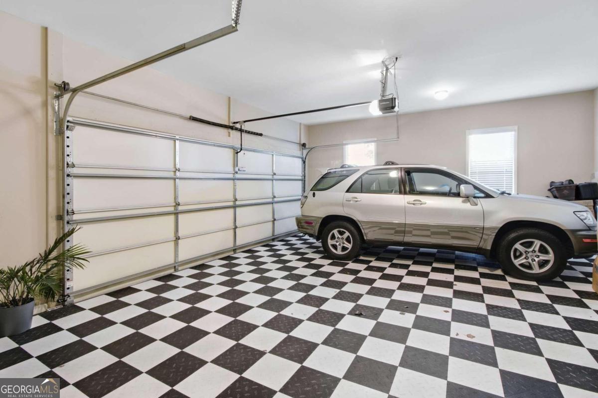 Dacula, Georgia 30019, United States, 6 Bedrooms Bedrooms, ,5 BathroomsBathrooms,Residential,Pending,30827