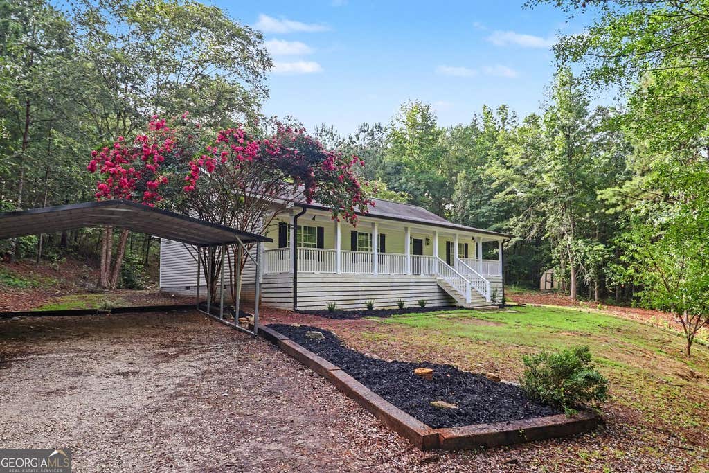 Photo of 393 Macedonia Road, Newnan, GA 30263 (MLS # 10811831)