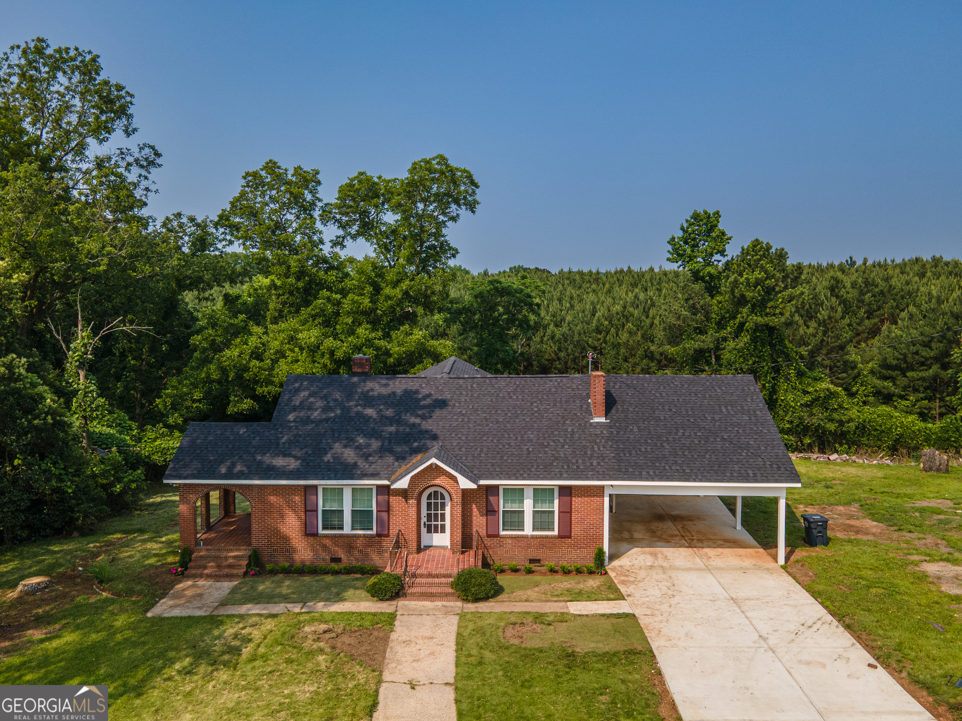 2563 Roosevelt HWY