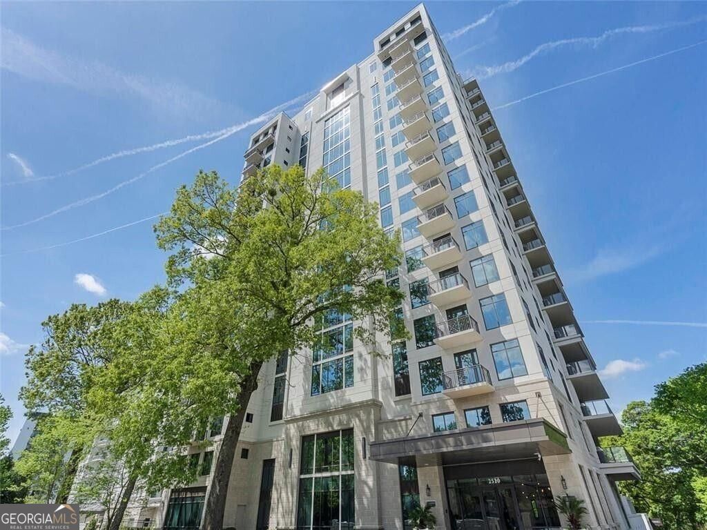 Photo of 2520 Peachtree Road #602, Atlanta, GA 30305 (MLS # 10693647)