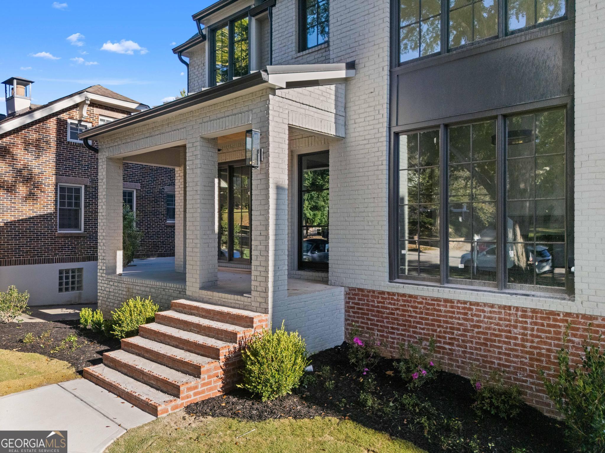601 Sherwood RD NE