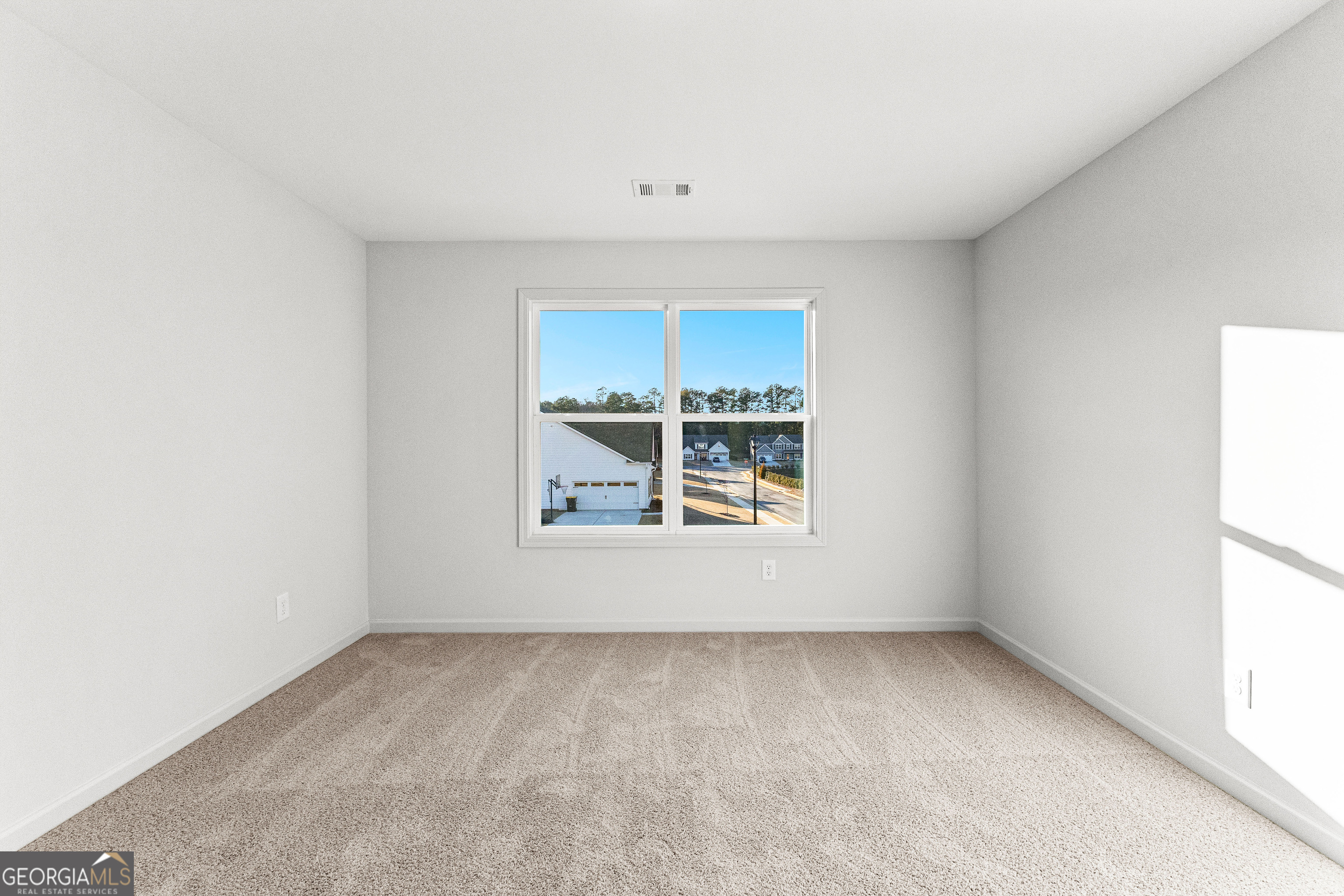 Senoia, Georgia 30276, United States, 4 Bedrooms Bedrooms, ,3 BathroomsBathrooms,Residential,Active,10655