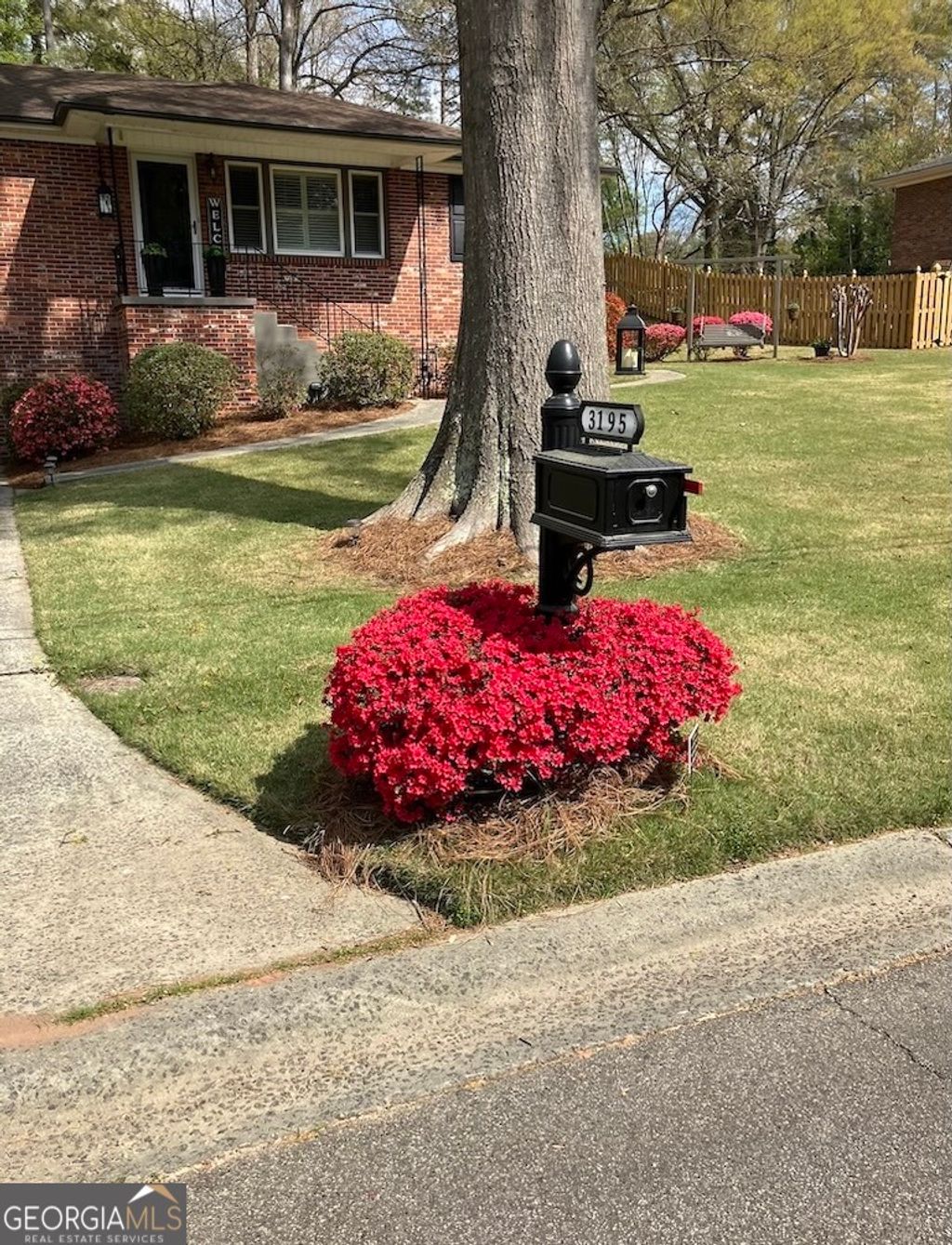 Photo of 3195 Woodview Drive SE, Smyrna, GA 30082 (MLS # 10756135)