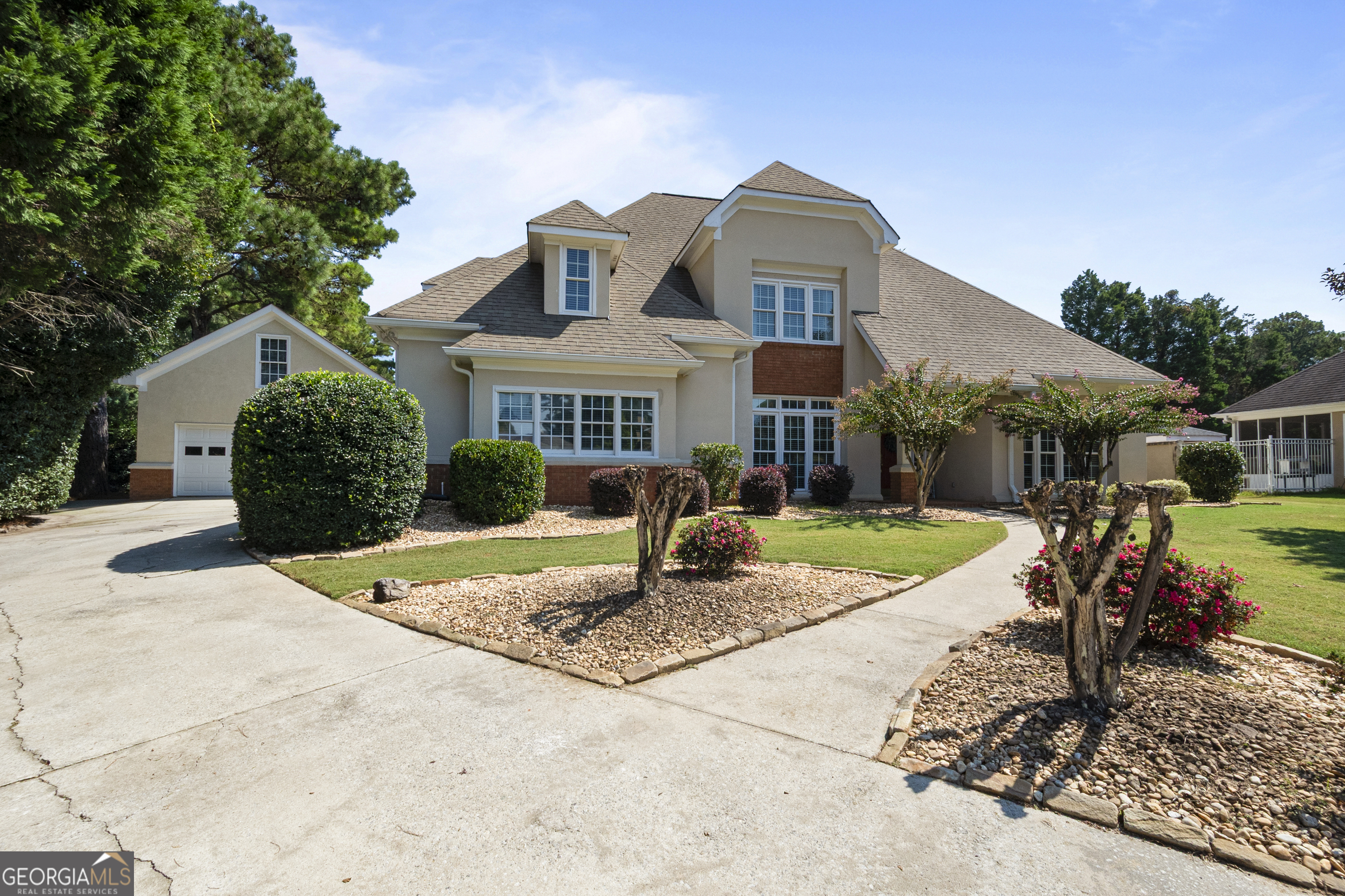 502 Whittington WAY
