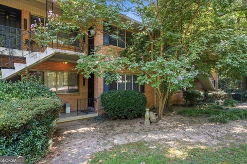 Photo of 1466 E Rock Springs Road NE, Atlanta, GA 30306 (MLS # 10852591)
