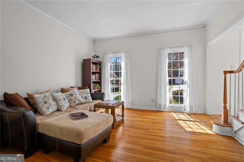 506 Broadstone LN NW