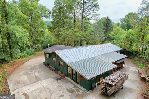 A home in Hiawassee