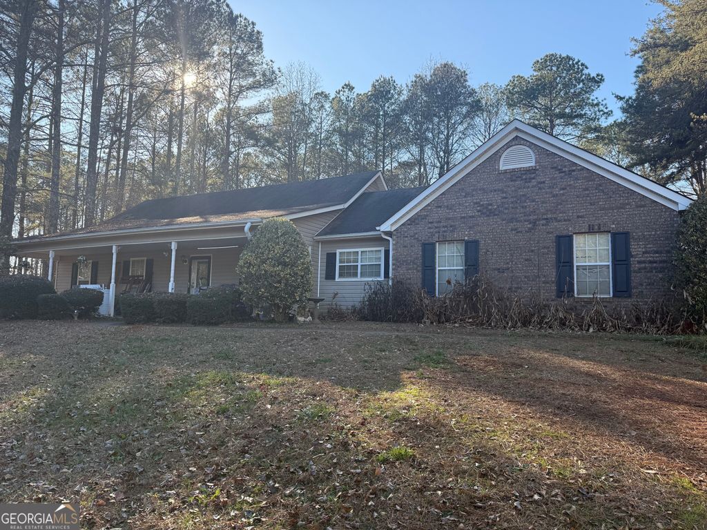 Photo of 1045 Matthews Way, McDonough, GA 30252 (MLS # 10798180)