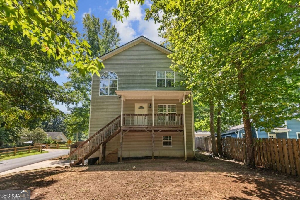 Photo of 2810 Imperial Drive, Cumming, GA 30041 (MLS # 10857610)