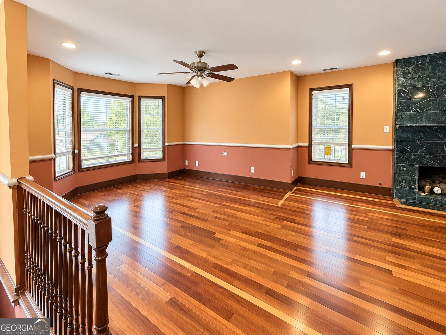 2759 Cedar Tree LN