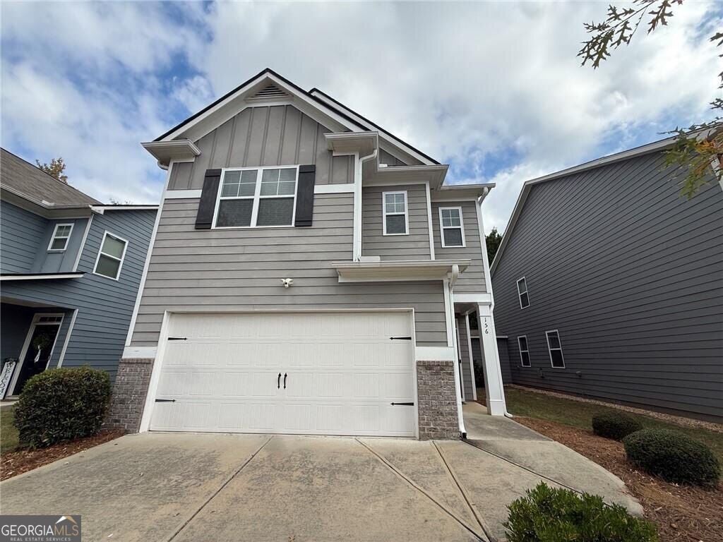 156 Woodhouse CIR