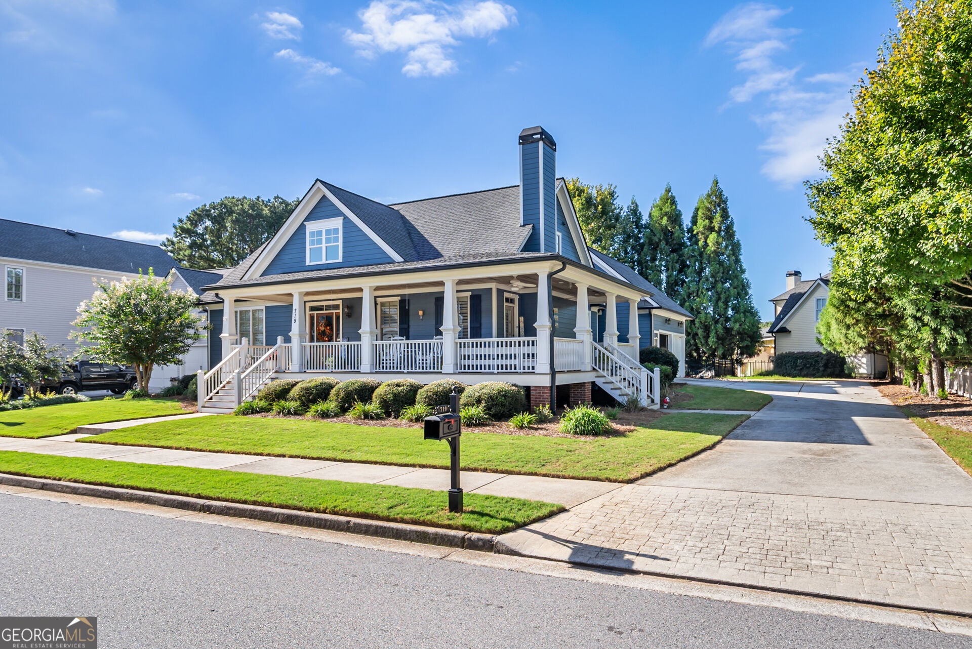 719 Clubside DR