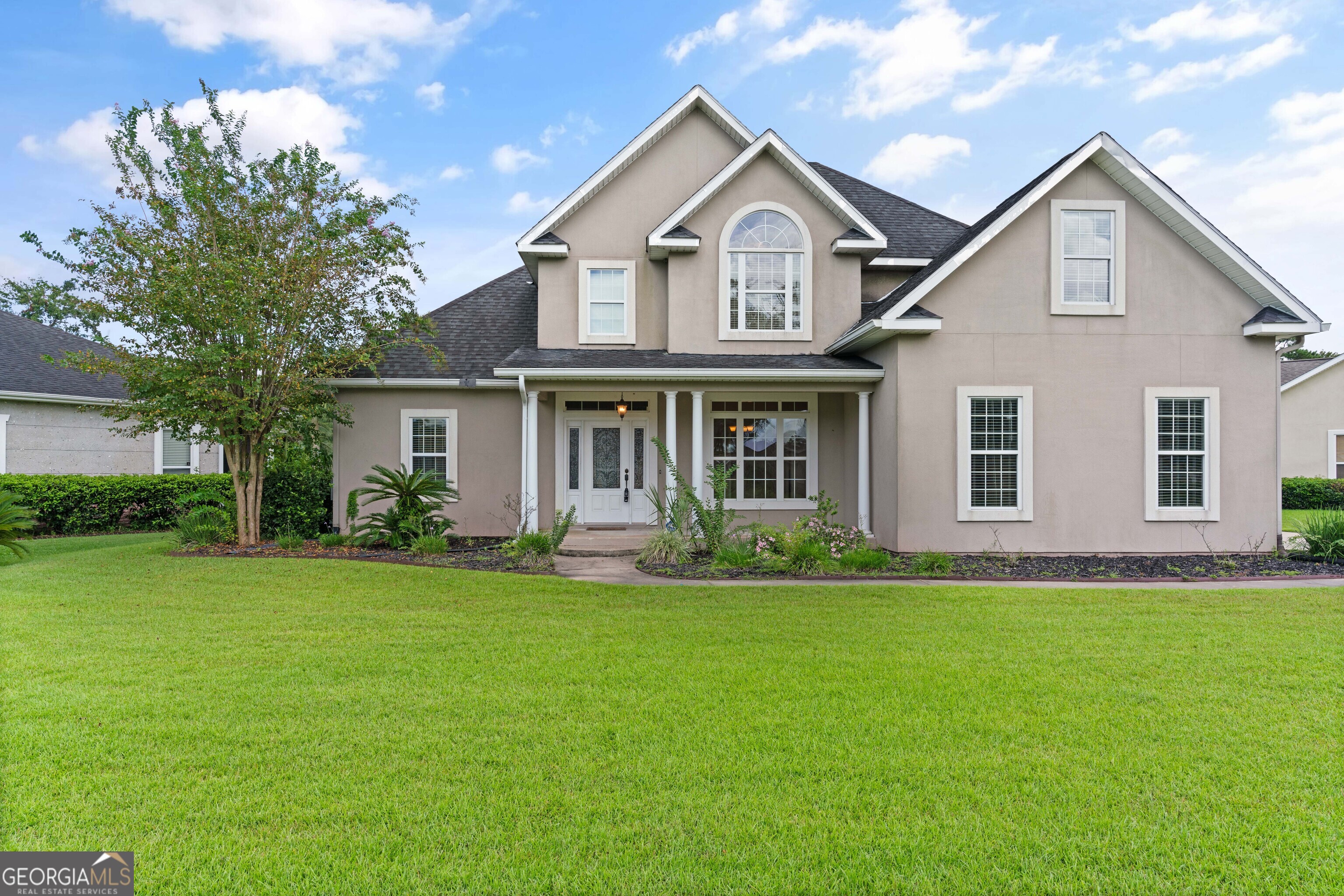 102 Herons Nest CIR
