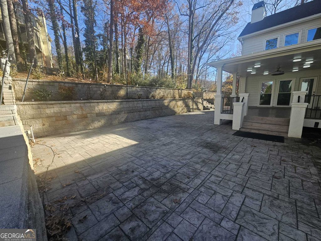 Photo of 526 Coopers Pond Drive, Lawrenceville, GA 30044 (MLS # 10660573)